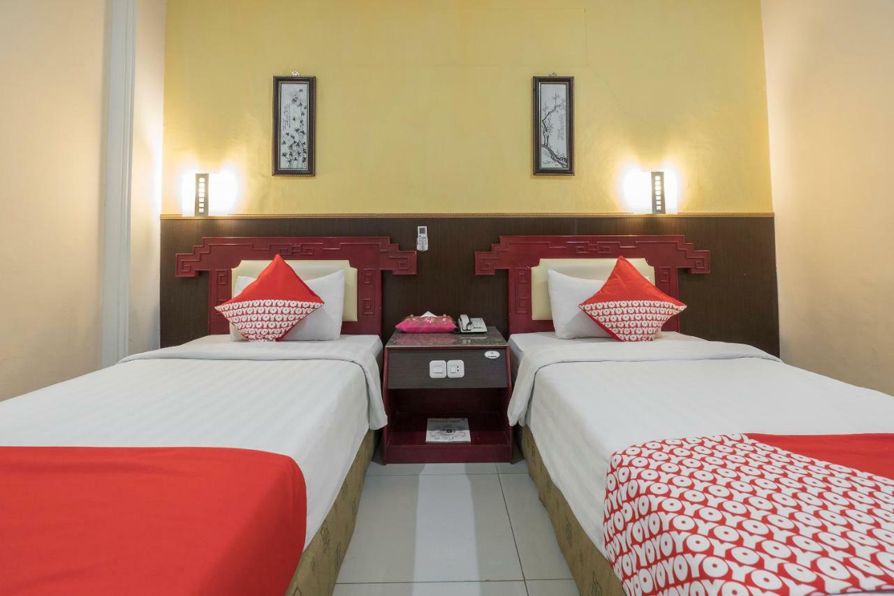 Oyo 821 Hotel Dinasti Makasar Exteriér fotografie