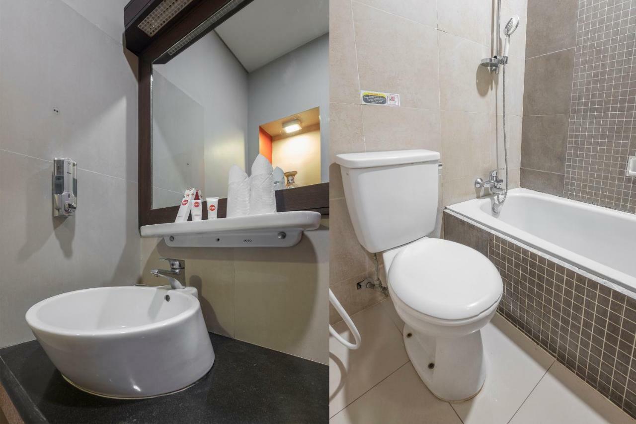 Oyo 821 Hotel Dinasti Makasar Exteriér fotografie