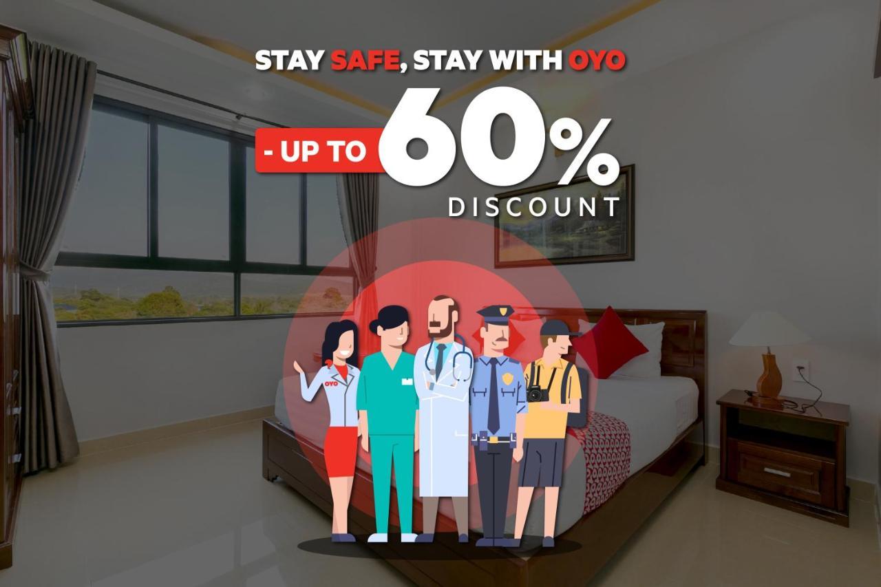 Oyo 821 Hotel Dinasti Makasar Exteriér fotografie